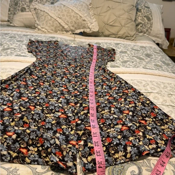 Ten Sixty Sherman Black Floral Midi Dress - Picture 8 of 10